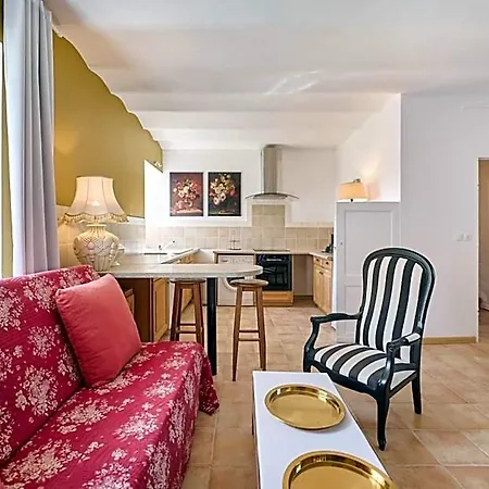 De Charme A La Campagne Ferienhaus